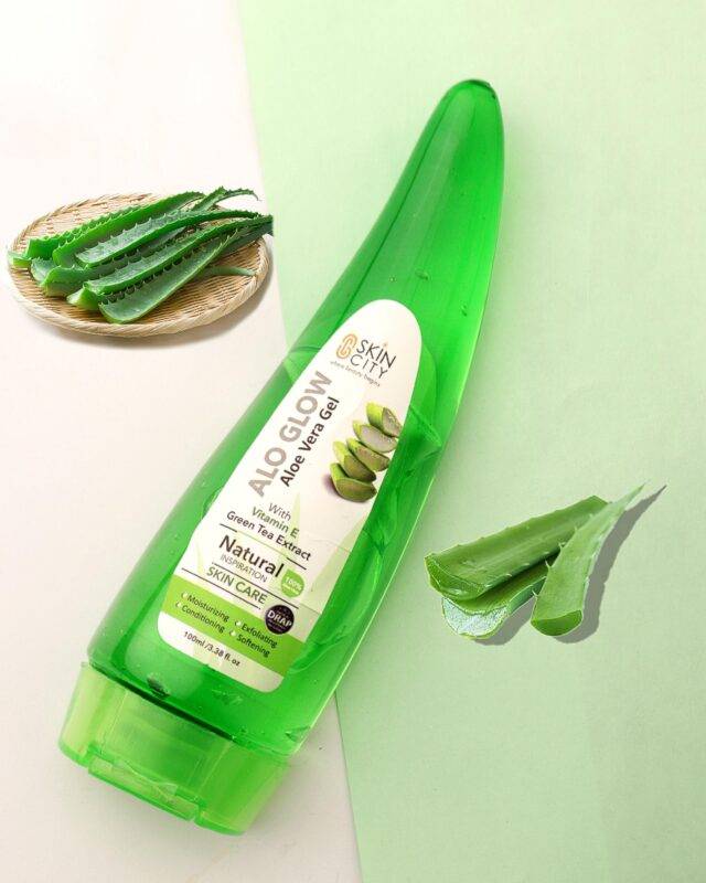 Aloglow hydrating aloe vera gel with vitamin E and green tea extract for soothing and rejuvenating skin